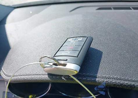 2009 Cadillac Cts Standard z USA, uszkodzony, nr VIN 1G6DG577690122164